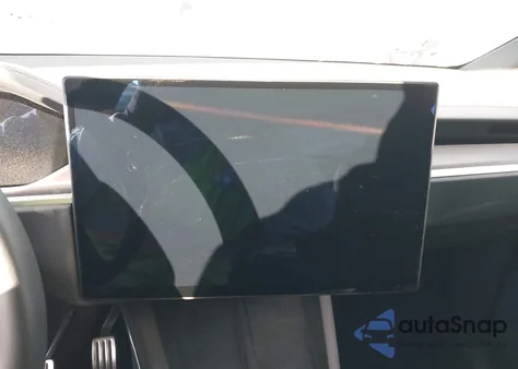 2025 Tesla Model X Long Range z USA, uszkodzony, nr VIN 7SAXCDE5XSF465748